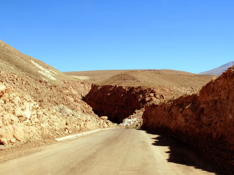 Confluencia de los ríos Puritama y Turipite en la Quebrada de Guatín