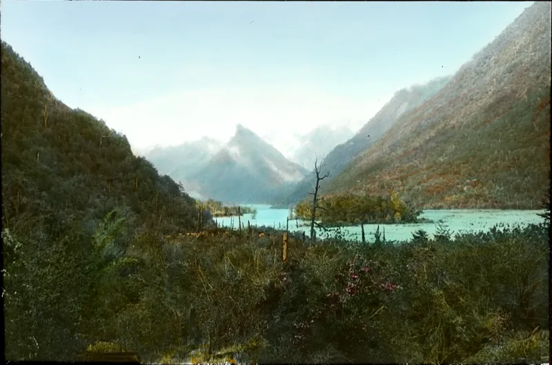 Meandro del Río Peulla entre bosque valdiviano, 1934