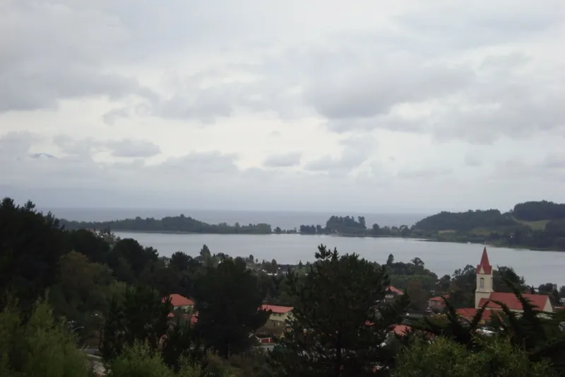 Panorámica de Puerto Octay junto al Lago Llanquihue, Región de Los Lagos